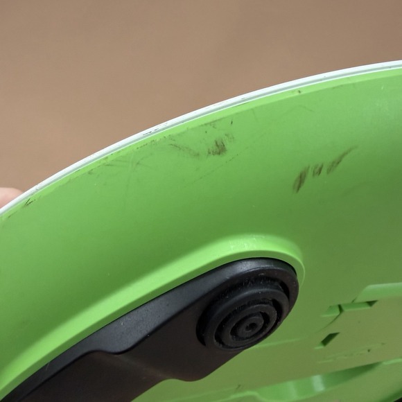 Revitive Medic Circulation Booster 2469MD w/ Power Cord Remote & Extra Body Pads - Picture 8 of 11